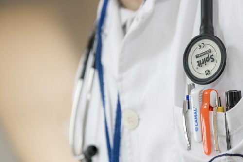 Netzwerk, Kaufbeuren, Ostallgäu, Demenz, Demenzhelferschulung, Schulung, Weltalzheimertag, Palliativ, stationär, ambulant, Hospiz, SAPV, Krankenhaus, Anschlussbehandlung, Rehabilitation, Altenheim, Pflegeheim, Versorgung, Senioren, Aktivitäten, Pflege, Pflegeservice, Hospitalstiftung, Seniorenbeirat, Seniorenbüro, Hilfe, pflegende Angehörige, Alzheimer, Betreuung, Unterstützung zu Hause, haushaltsnahe Dienstleistungen, Unterstützung im Alter, Demenzkrank, Hilfe bei Demenz, Beratung, Seniorenbegleiter, Besuchsdient, ehrenamtlich, Helfer, vernetzt